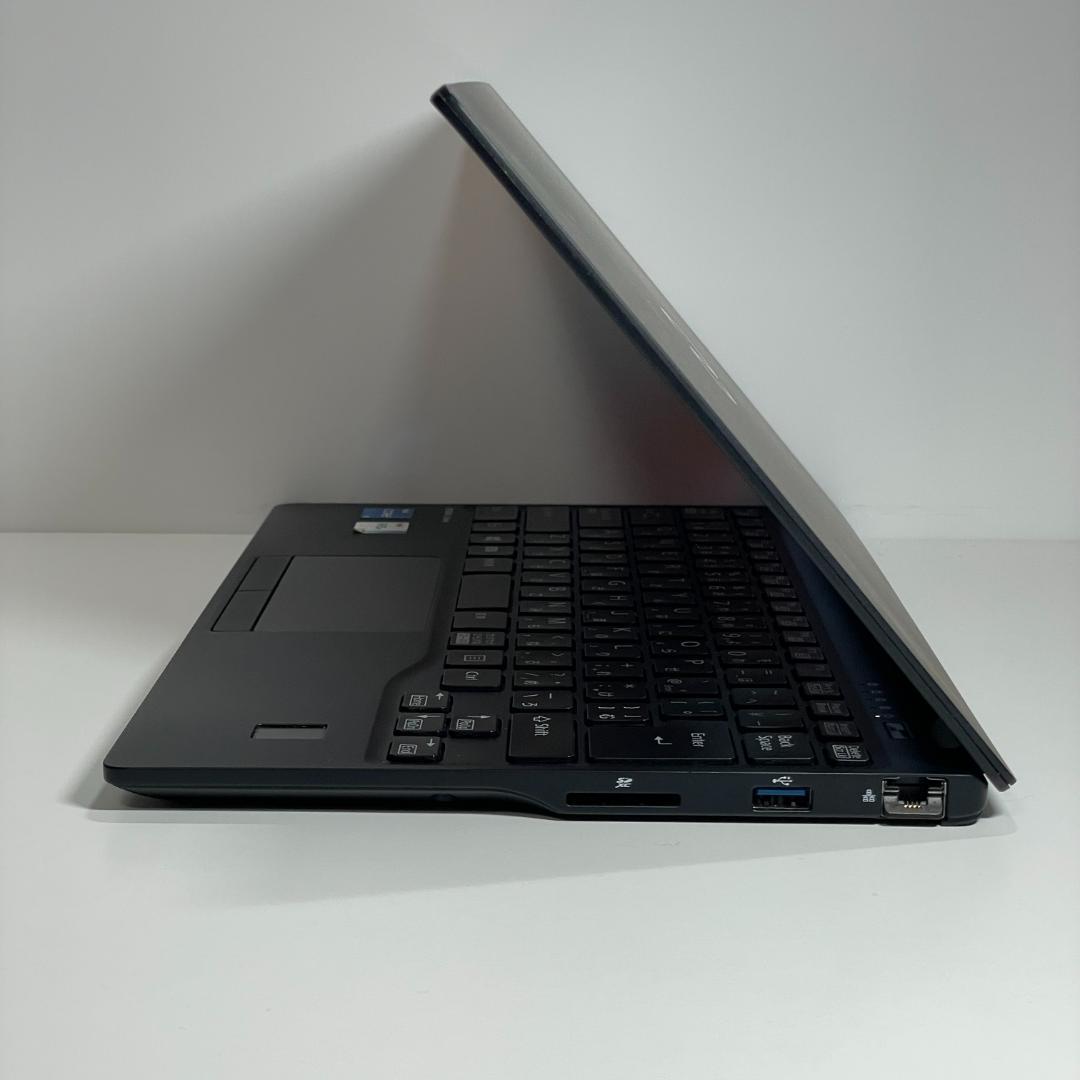 第11世代i5 富士通 LIFEBOOK U9311F ノートPC 軽量 薄型