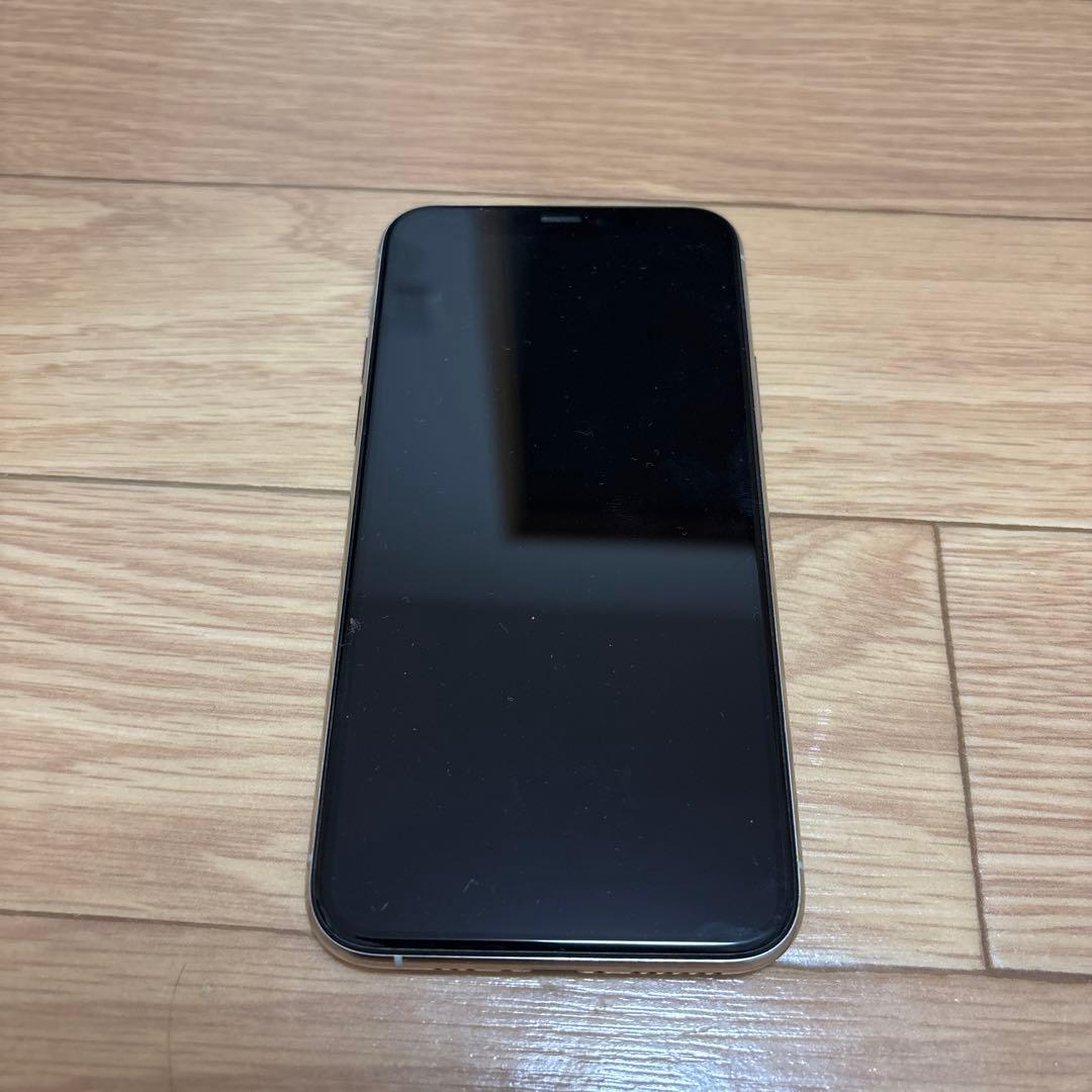 s*i様 Apple iPhone 11 Pro シルバー 本体 64GB
