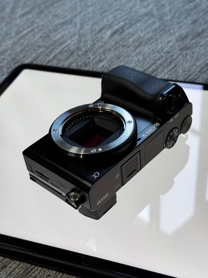 美品Sony α6100 16-50mm + SEL50F18F 2046枚