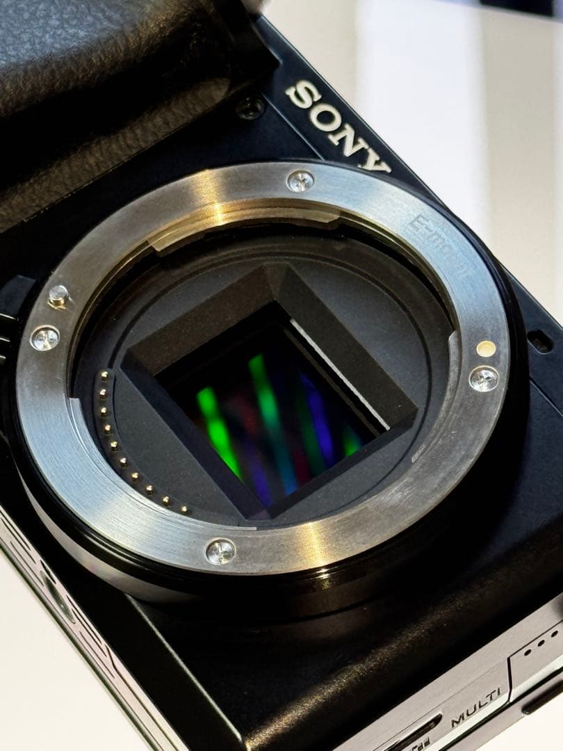 美品Sony α6100 16-50mm + SEL50F18F 2046枚