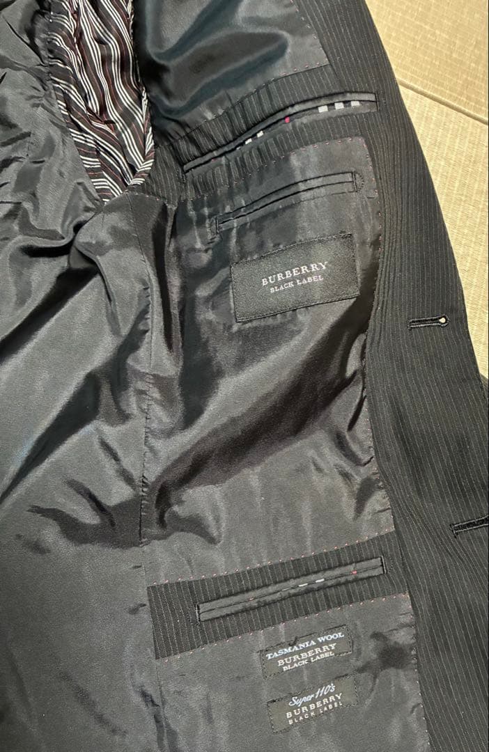 バーバリーブラックレーベル　スリーピーススーツ　38L