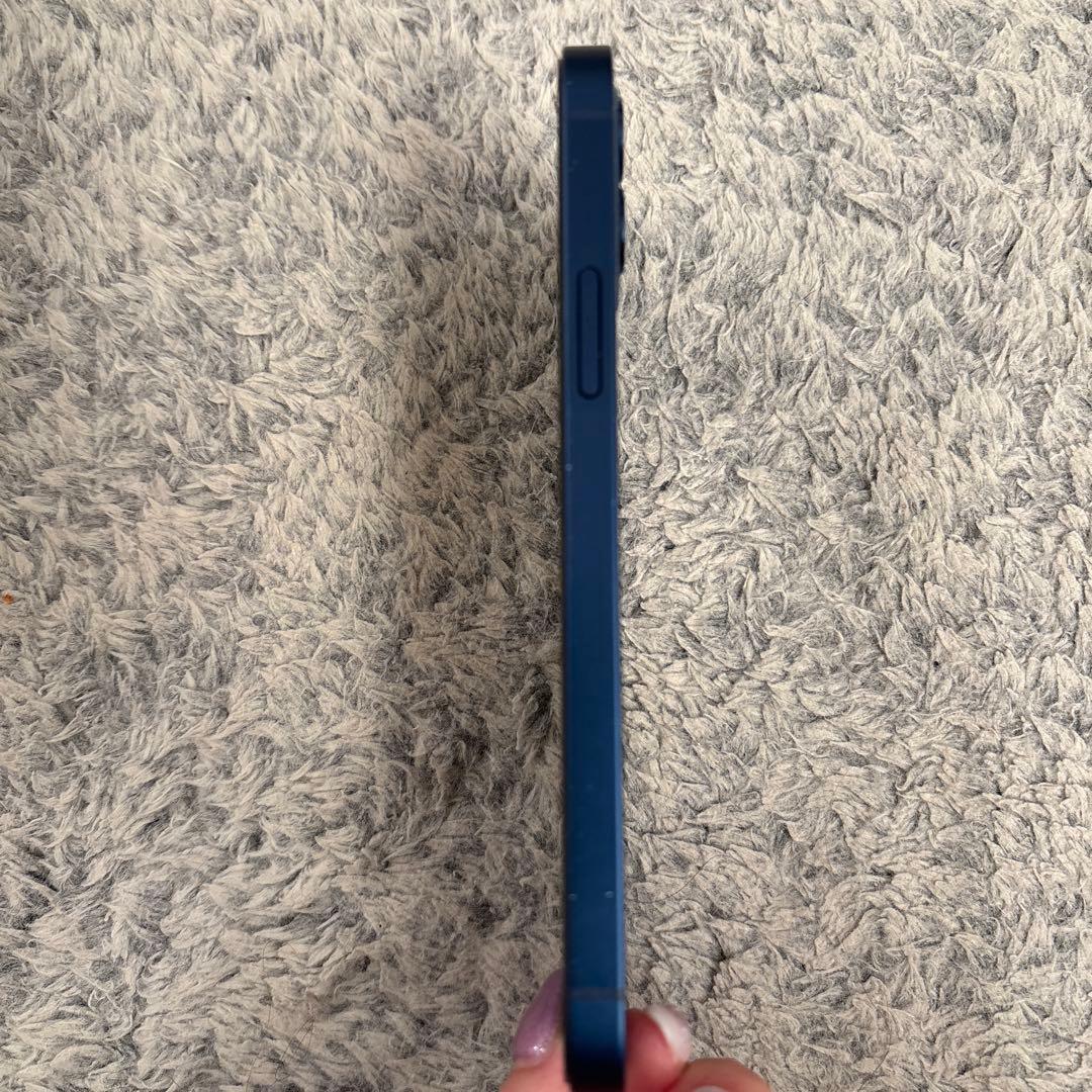 iPhone12 ブルー　本体+充電コード付き