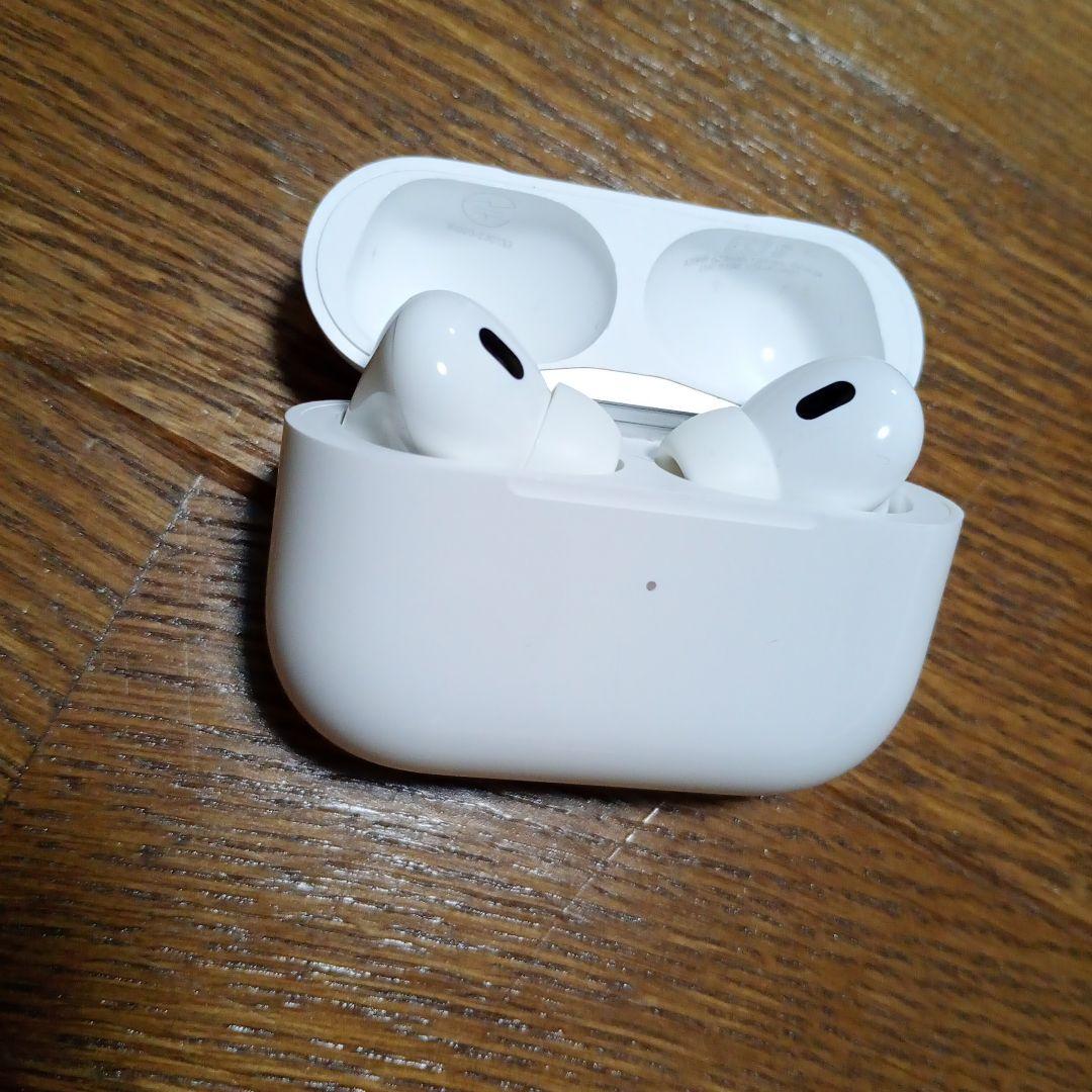 Apple AirPods Pro 2 ワイヤレスイヤホン 本体　美品