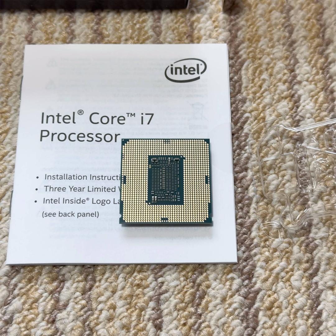 INTEL インテル CPU i7-8700K LGA1151