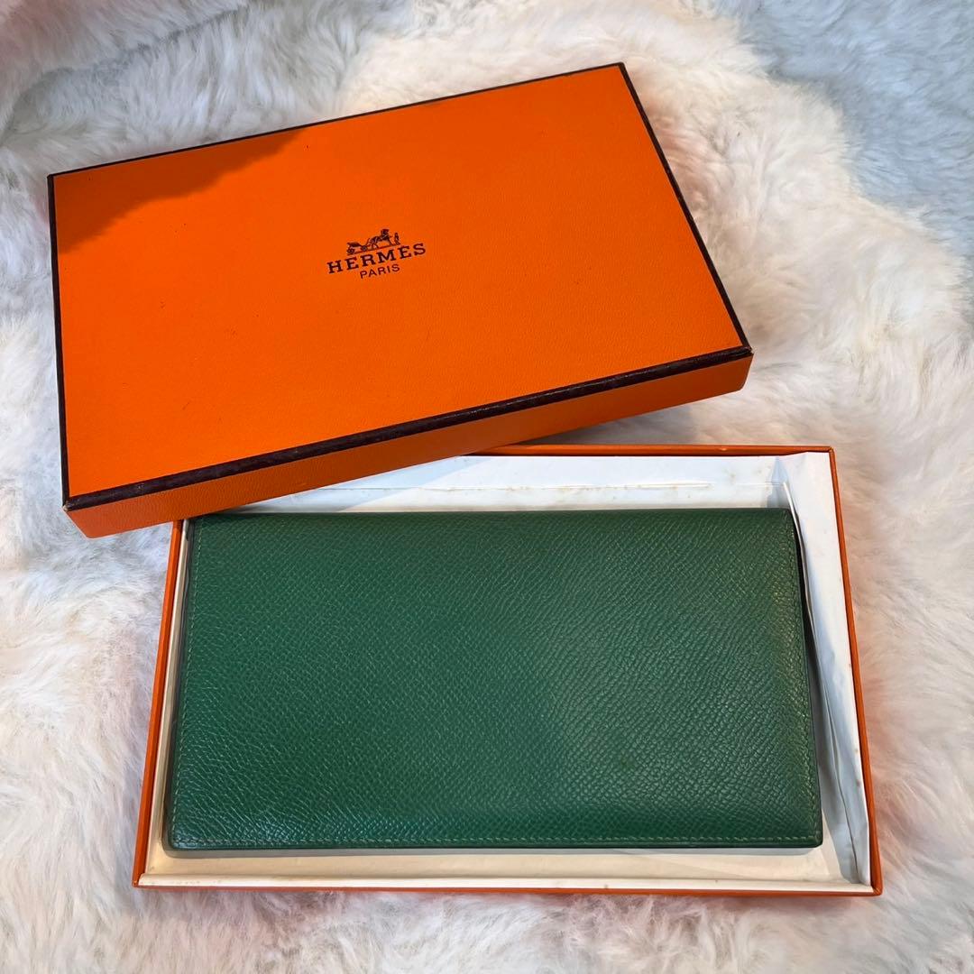 美品✨　HERMES グリーン 長財布 箱付き　⬜︎B黒印