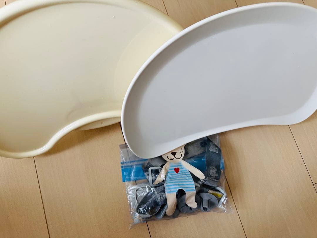 美品✳︎　双子　バンボ　Bumbo クールグレー　2セット(テーブル付)