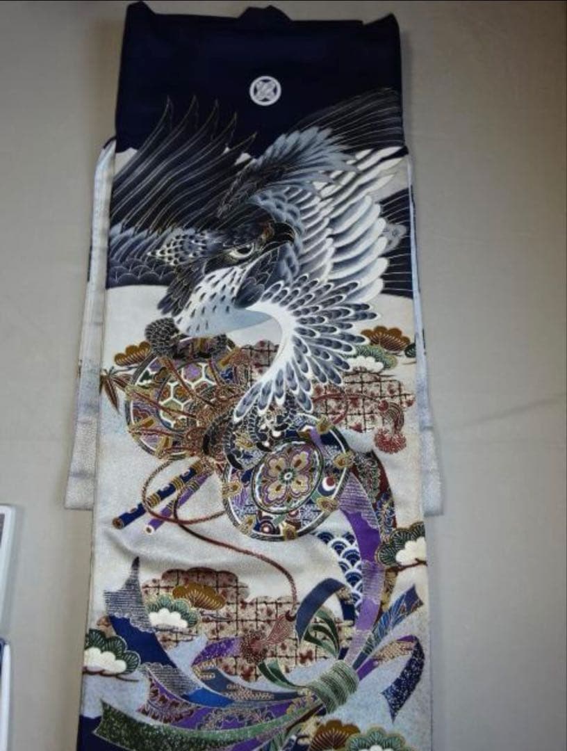 お宮参りセット　男児産着・長襦袢・帽子・よだれかけ付き　紋付　紺色金彩加工