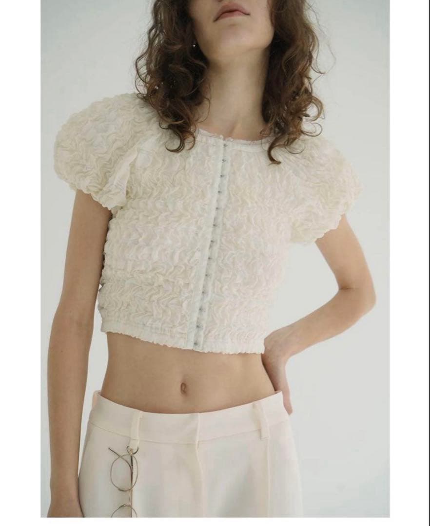 CLANE SHIRRING PUFF TOPS アイボリー