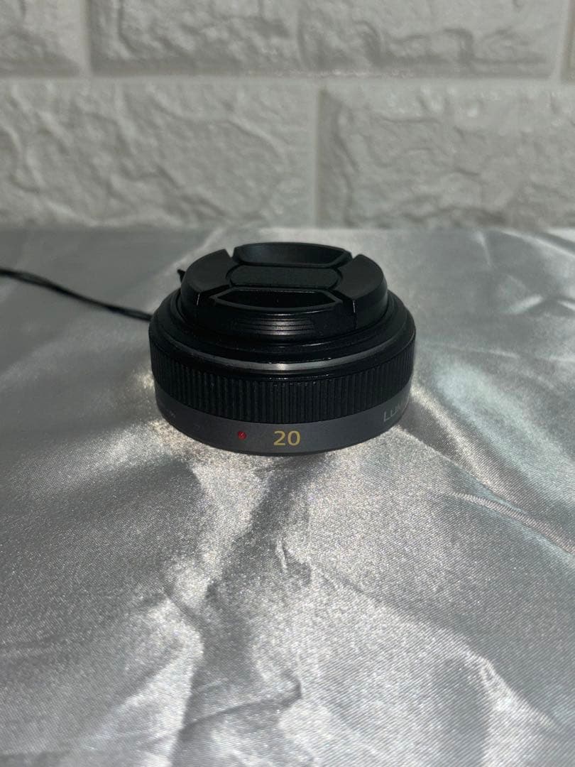 LUMIX 20mm f1.7 完動品