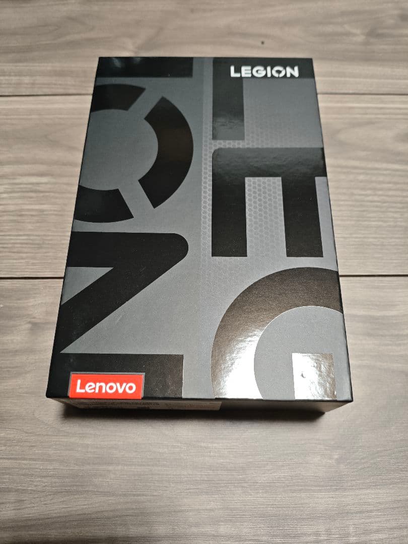 Androidタブレット本体 y700 gen4