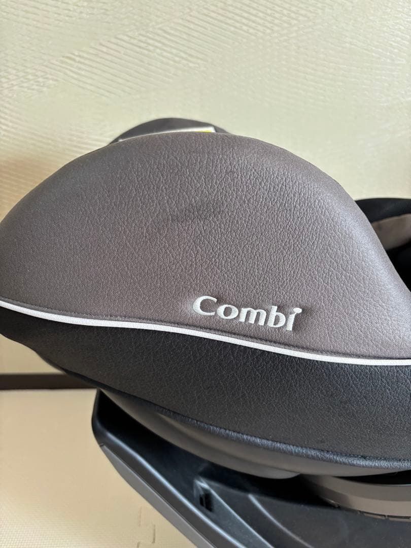 Combi 回転式チャイルドシート グレー　CG-CIG