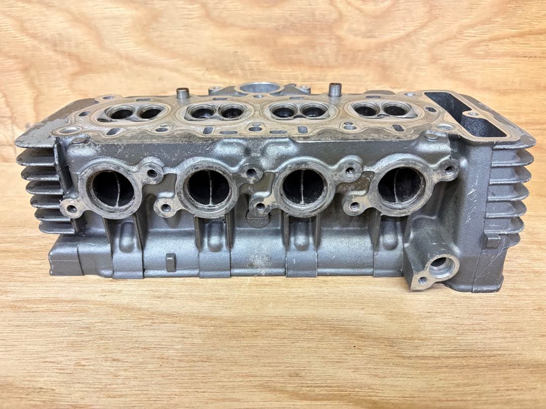 (7) バリオス 1型 シリンダーヘッド