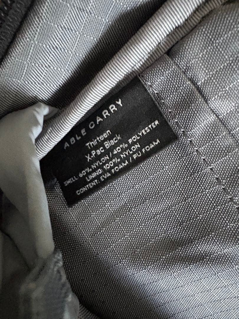 Able Carry Thirteen Daybag ブラック