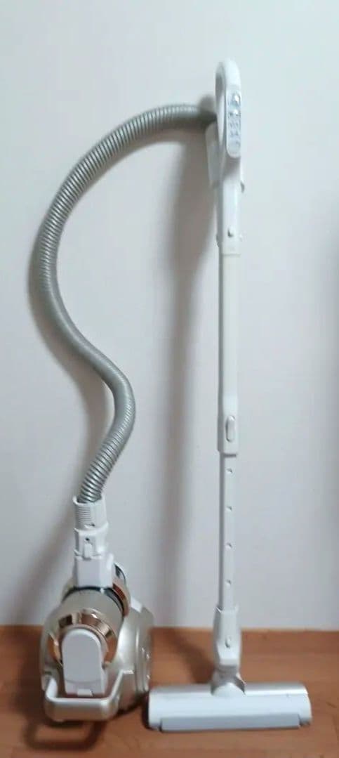 TOSHIBA サイクロン掃除機 VC-SG910X(N)