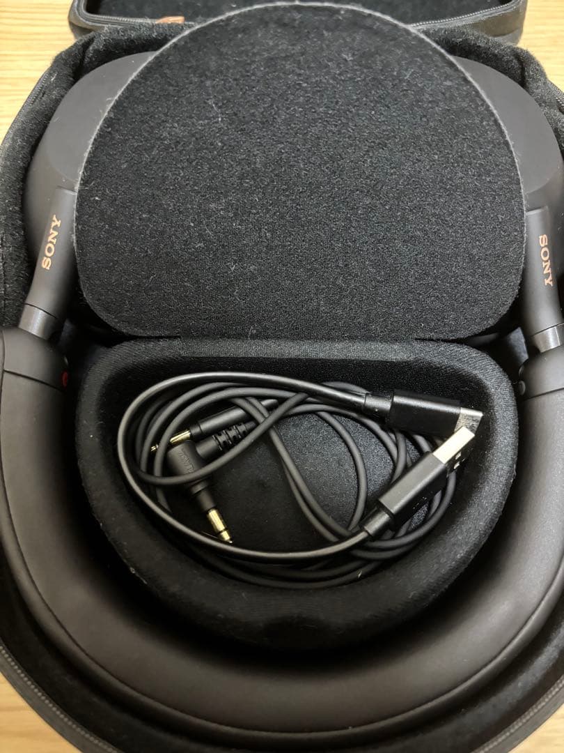 【SONY WH-1000XM5】　ワイヤレスヘッドホン　ブラック