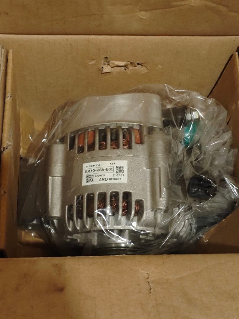 DA64V エブリィ リビルト 高出力 オルタネーター　31400-68H00