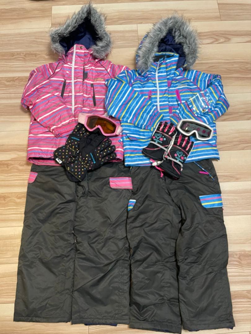 子ども用スキーウェア ⭐︎ SPALDING 140&130セット⭐︎手袋ゴーグル付
