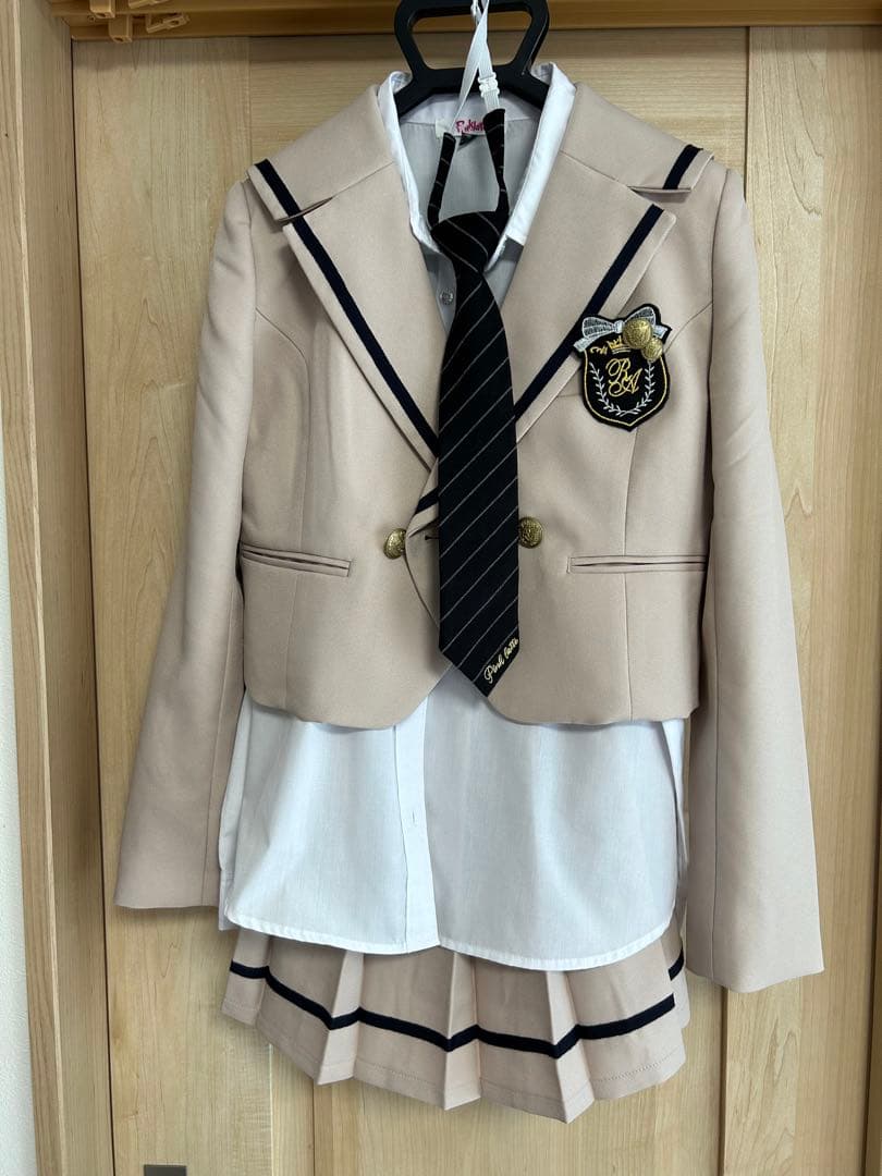 レピピ　卒服　2025