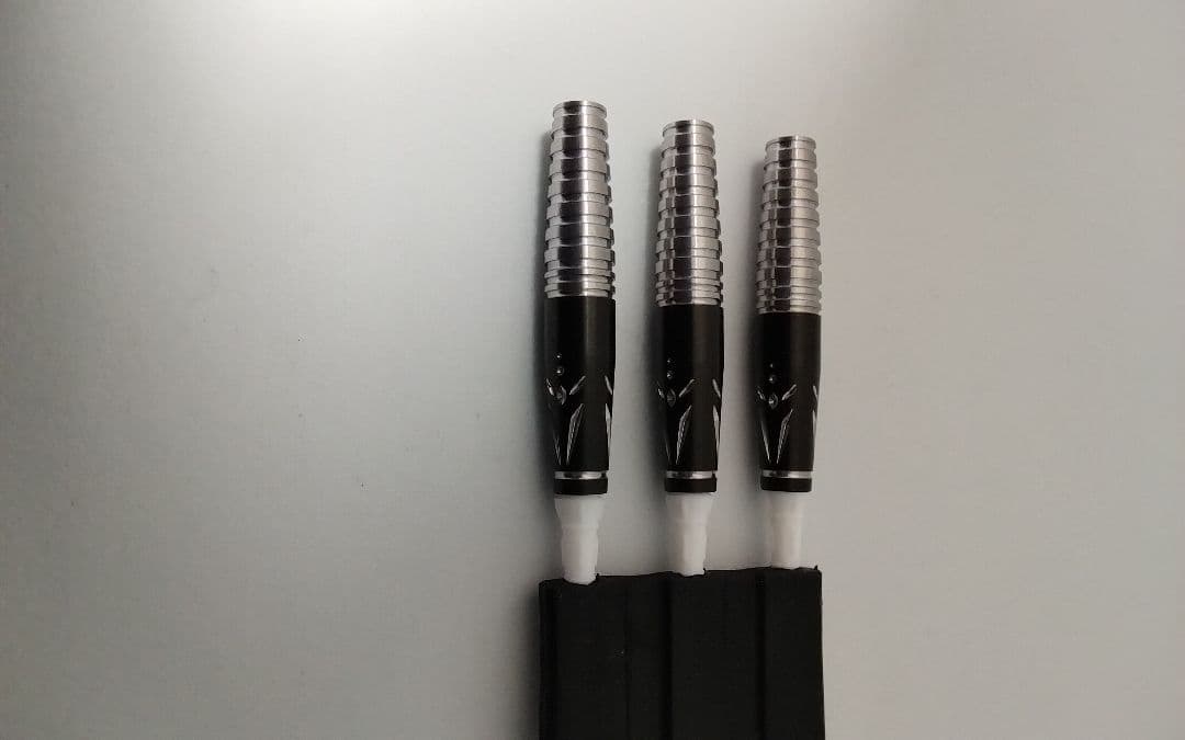 こ*め様 サングリアル!坂口優希恵!極美品!新品同品!付録未開封!ダーツセット