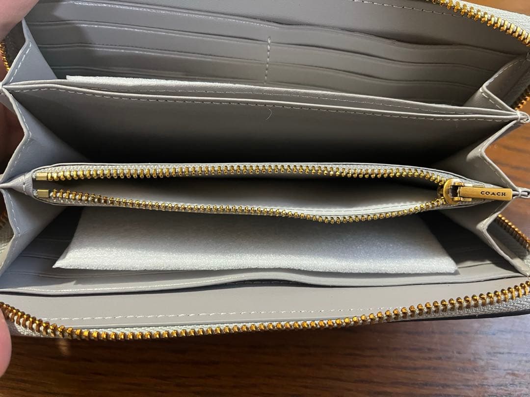 COACH 長財布 アコーディオン ジップ ウォレット グレー CC489