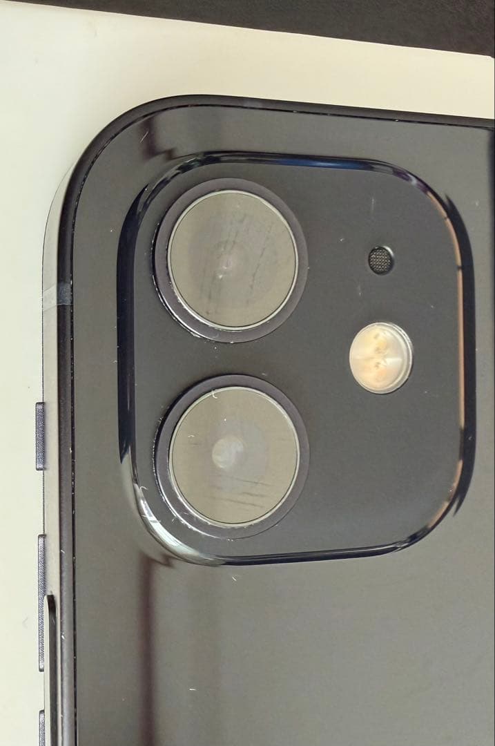 iPhone 12 (カナダ版) 128GB ブラック