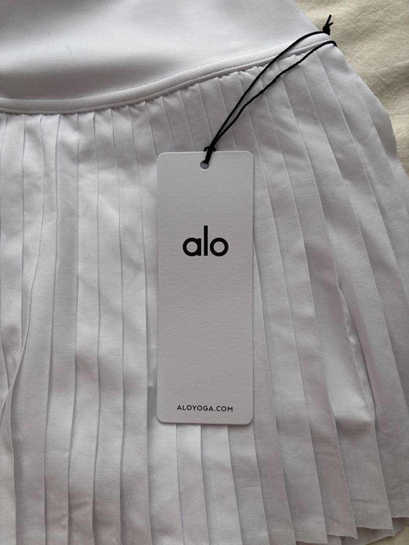 Alo Yoga グランドスラム プリーツスカート