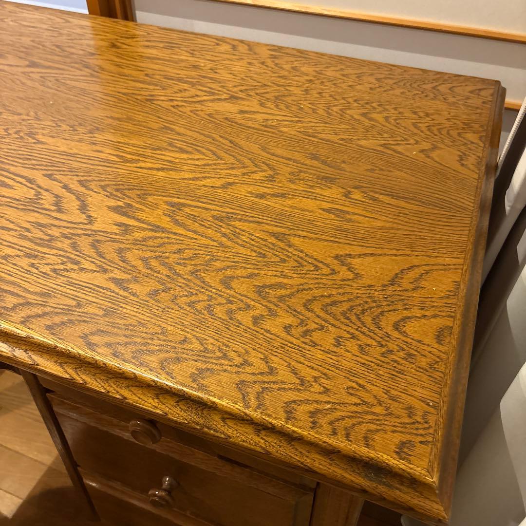 専用　木製クラシックデスク 4引き出し付き　椅子付き