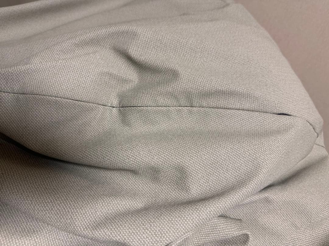 ハナロロ　ビーズクッショ