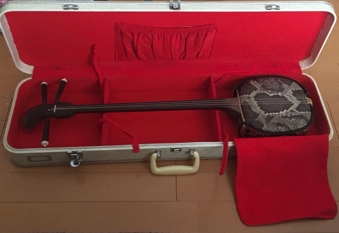 三線本体　ケース付き