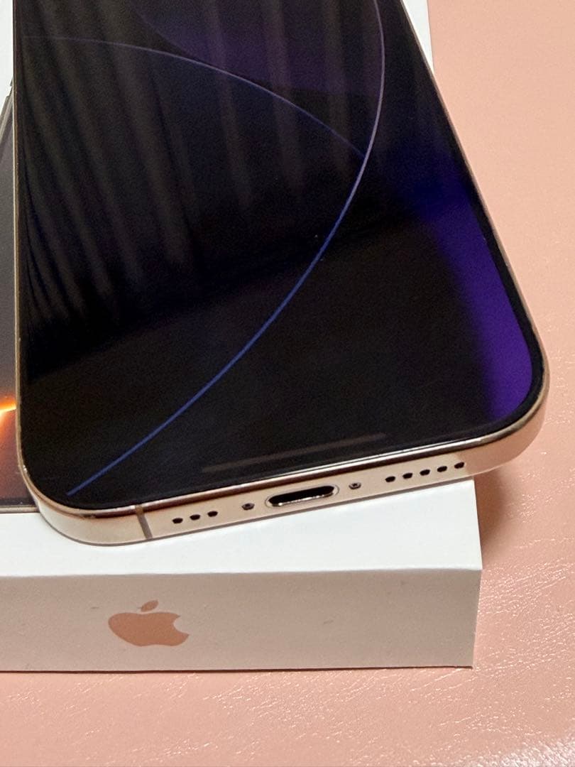 iPhone 16 Pro デザートチタニウム 128GB SIMフリー