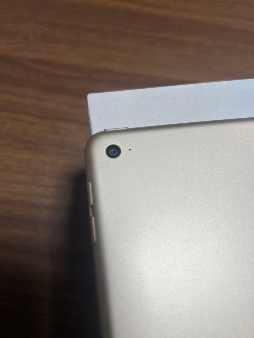 美品　バッテリー最大容量99% iPad mini4 ゴールド 本体