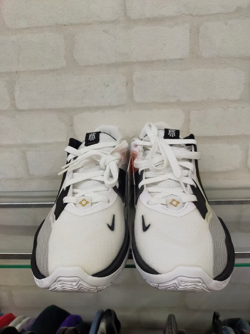 新品 NIKE KYRIE LOW 5 EP DJ6014-101 25.5cm