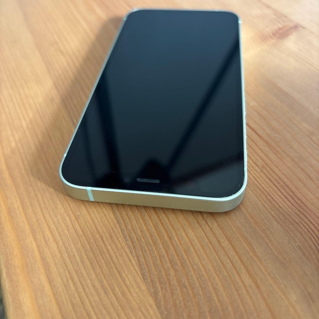 Apple iPhone 12 mini 64GB バッテリー76%