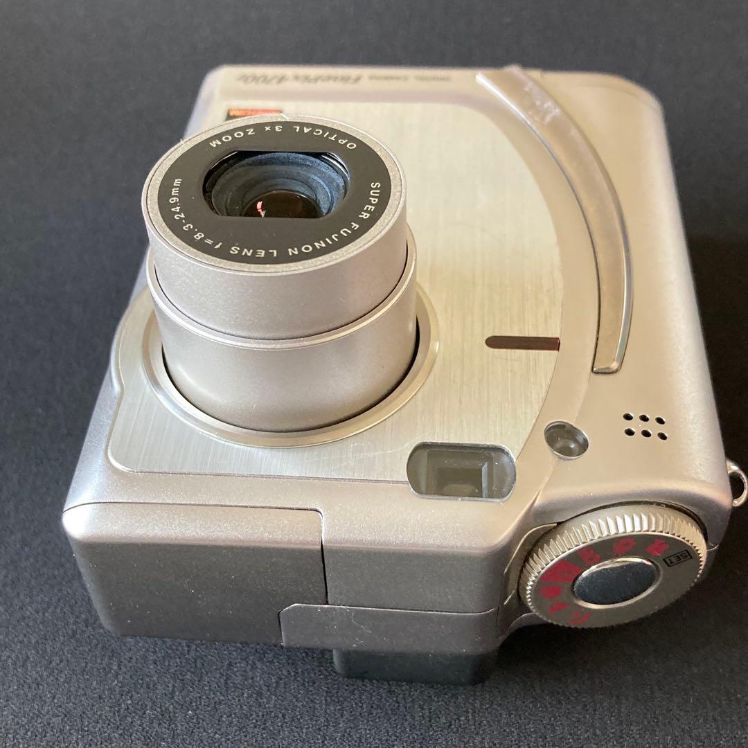 【美品】FUJIFILM finepix 4700z CCDセンサー コンデジ