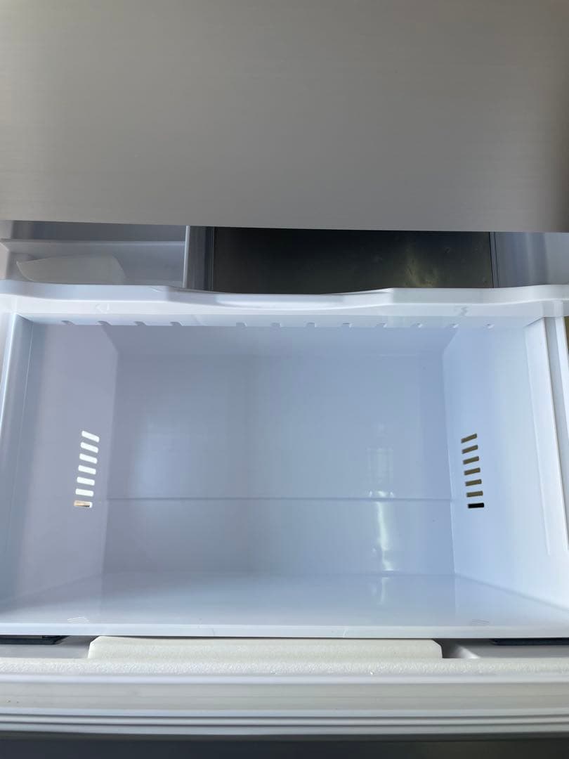 黒木さま　【HITACHI】2022年製 冷蔵庫 R-V38RV シルバー