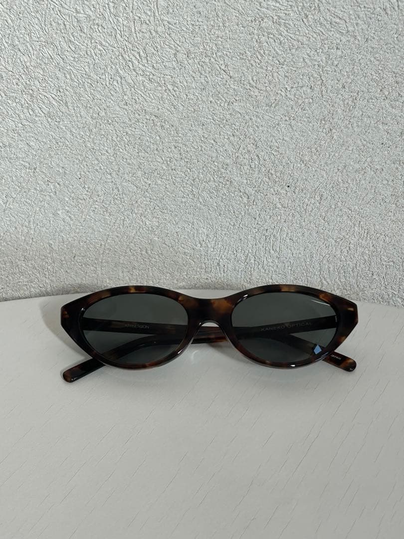 【別注】＜KANEKO OPTICAL＞キャットアイ サングラス