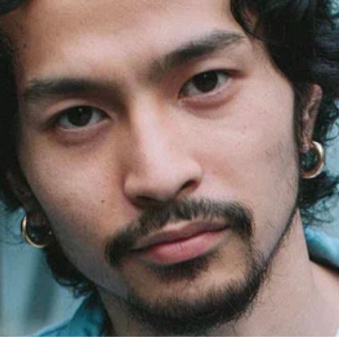 18K ゴールド ピアス Nobrand