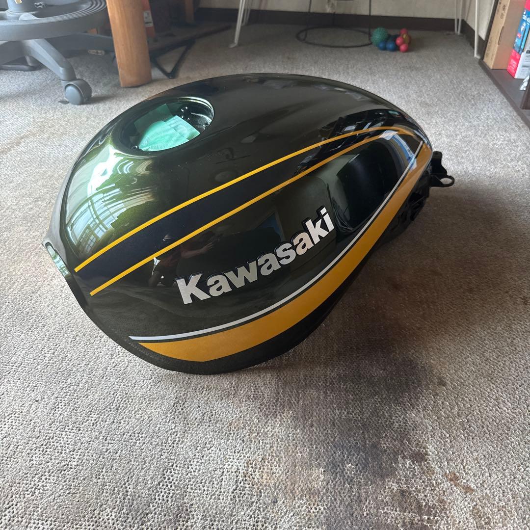 ・・・値下げしました ・・・ Z900RS外装一式（タイガー）