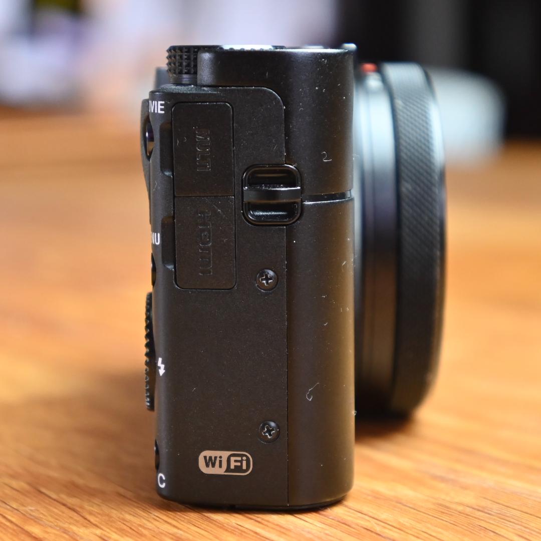 デジタルカメラ SONY RX100V DSC-RX100M5 English