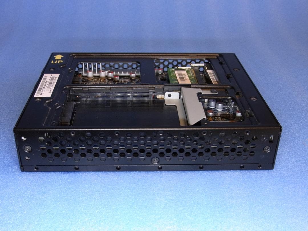 Shuttle DS437 1037U FANレス デュアルLAN ベアボーン