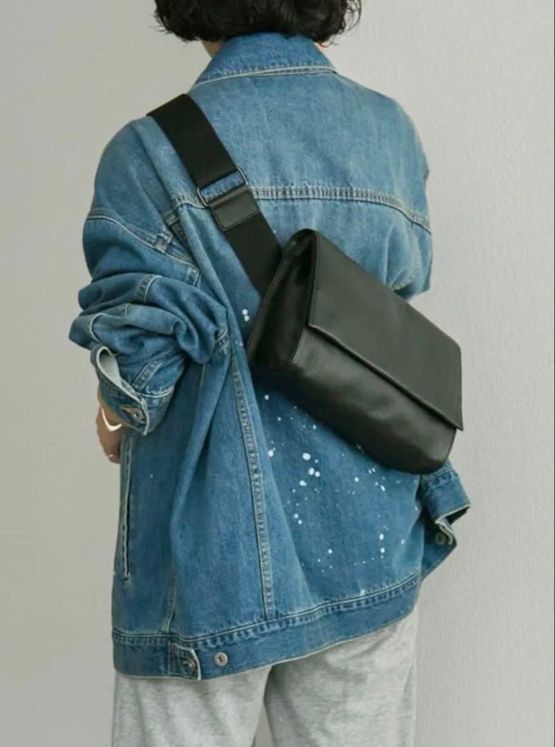 ear PAPILLONNERバック