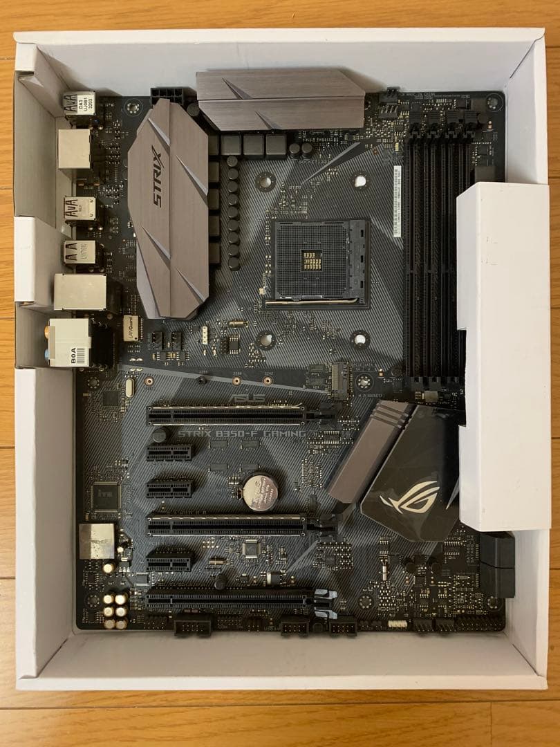 動作品Ryzen 7 1700、ASUSマザボ、TeamGroupメモリ セット