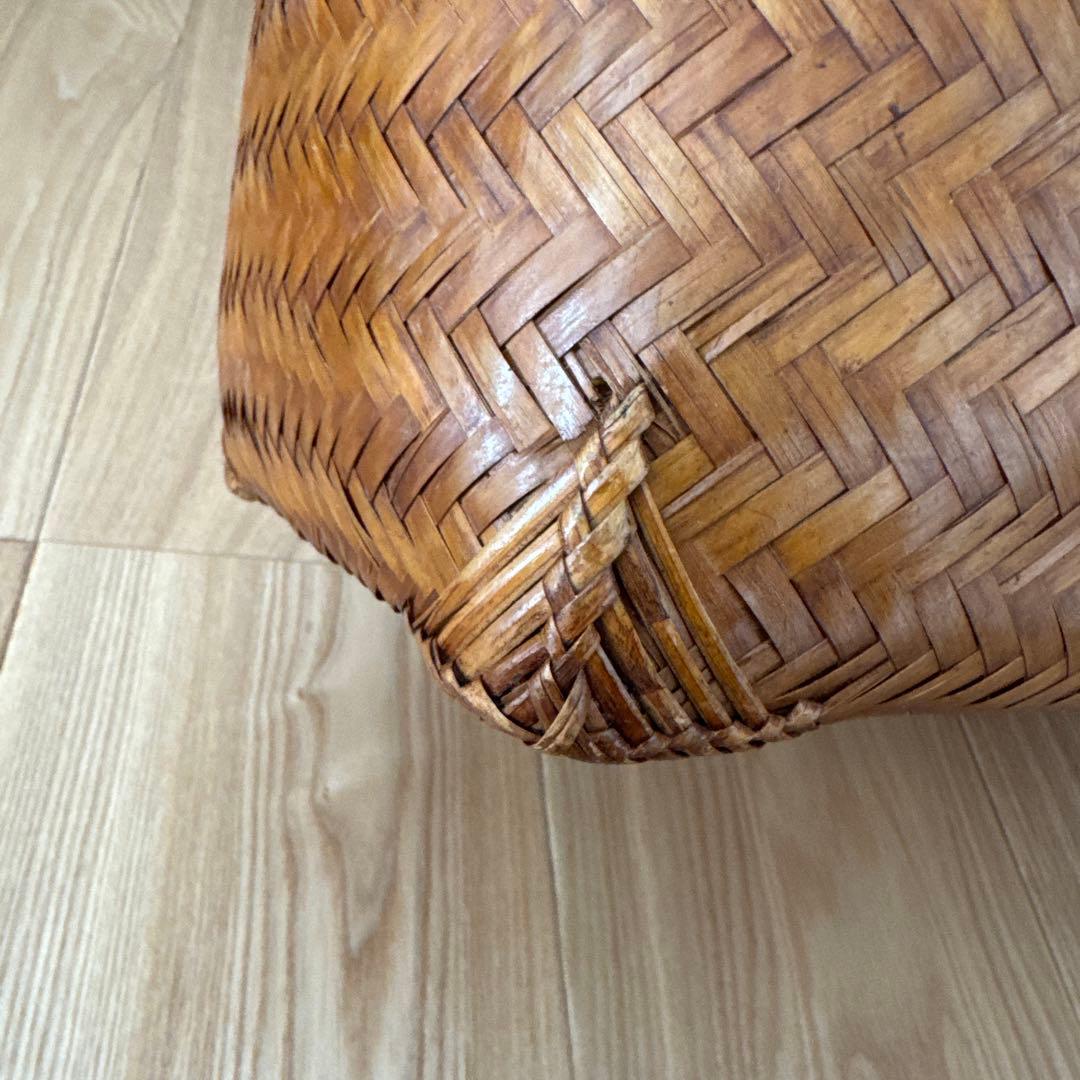 古道具　竹の市場かご　竹籠　篠竹　鈴竹　買い物かご　ヴィンテージ 竹細工