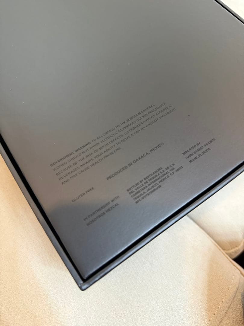 限定新品未使用TESLA メスカル 750ml 43% ALK/VOL