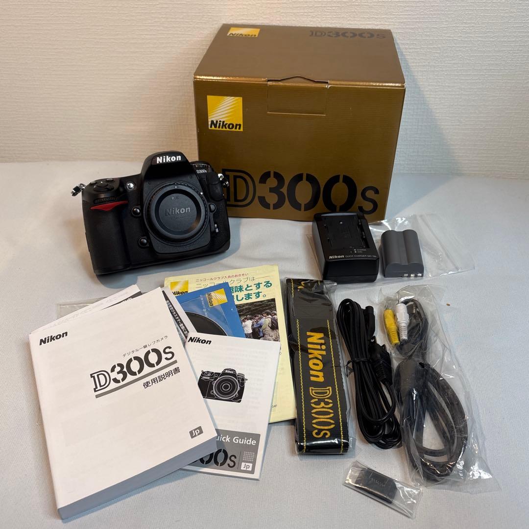 Nikon D300Sショット数8,487枚 デジタル一眼レフカメラボディ