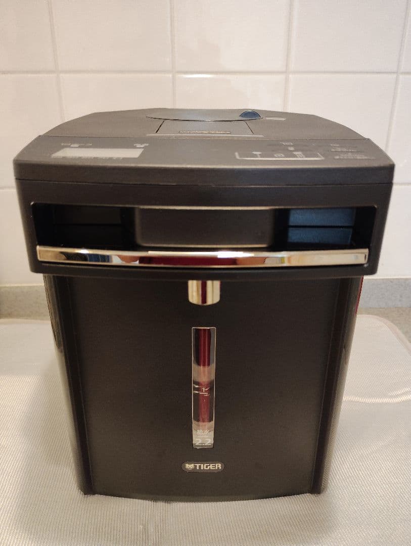 コ*ー様 蒸気レスVE電気まほうびん とく子さん コードレスタイプ/TIGER