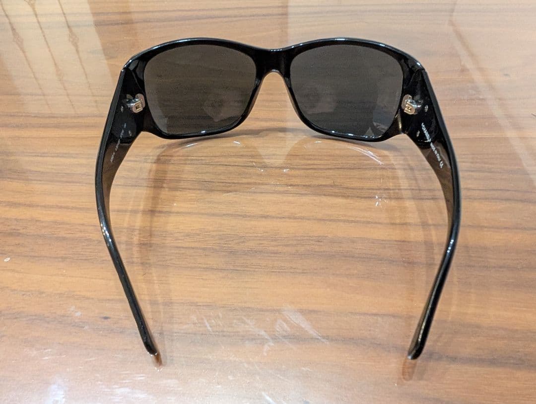 日*5様 CHANEL ブラック サングラス ケース付き