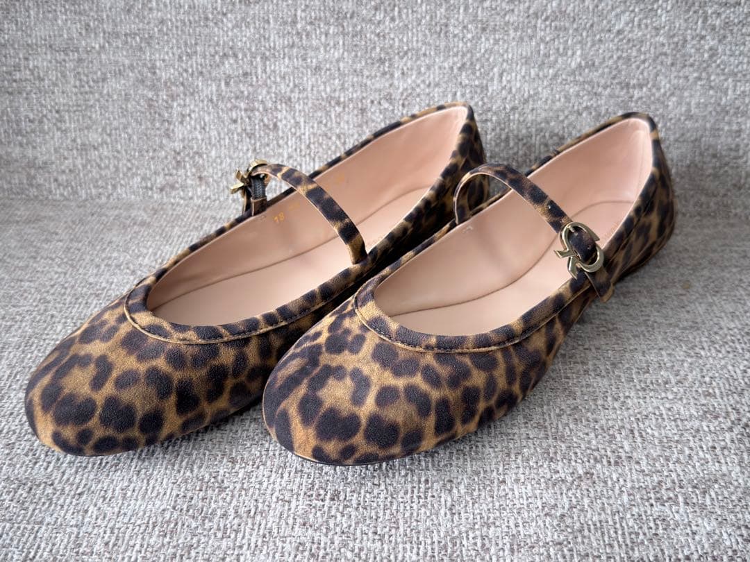 Gianvito Rossi ジャンヴィトロッシ バレエシューズ スウェード