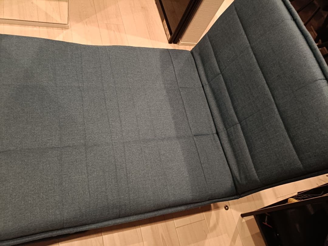 ダークブルー ソファベッド 付属クッション付き