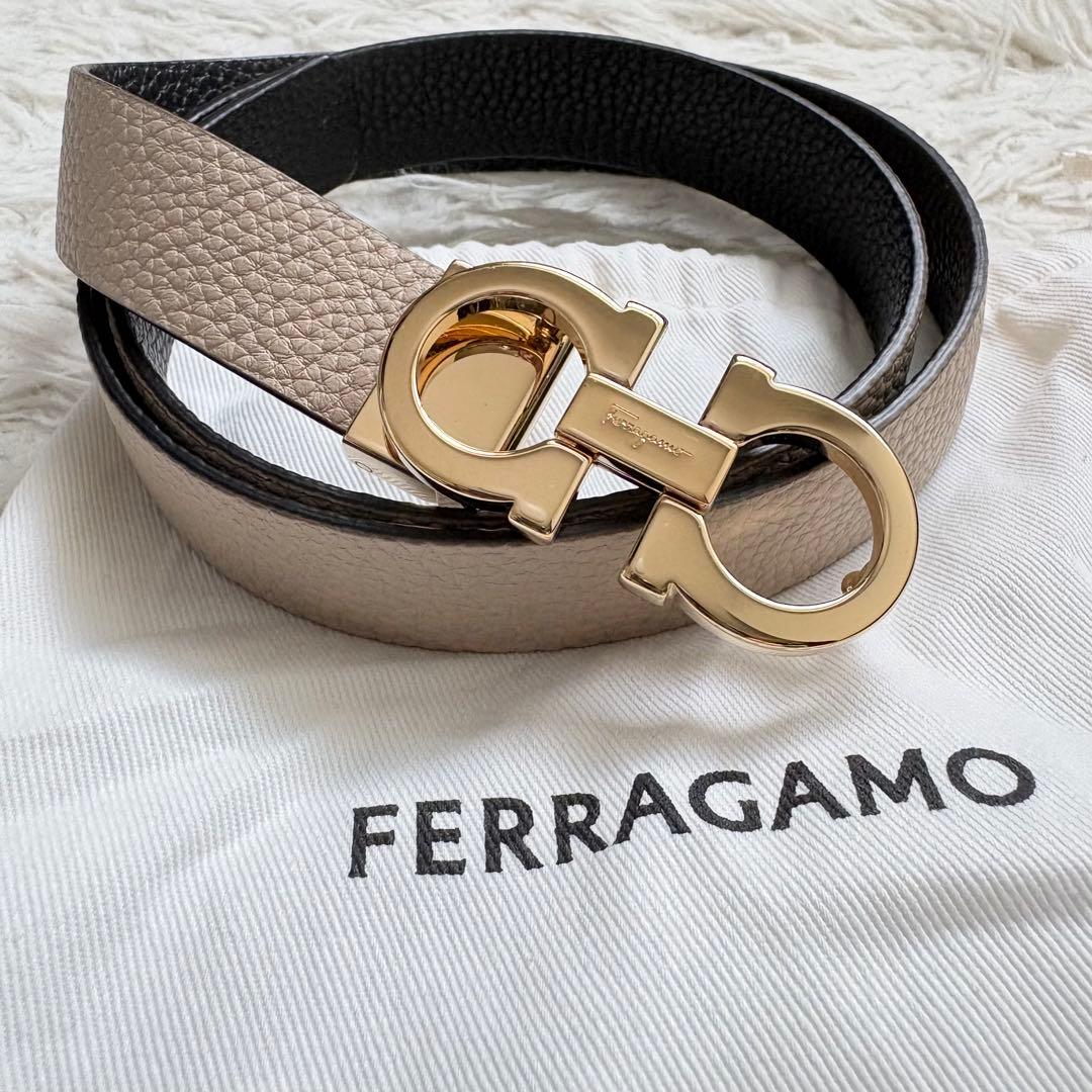未使用級　フェラガモ　ダブルガンチーニ　ベルト　ゴールドバックル　リバーシブル